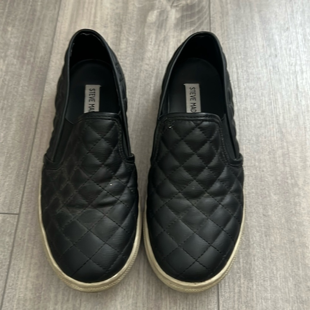 Steve Madden black shoes